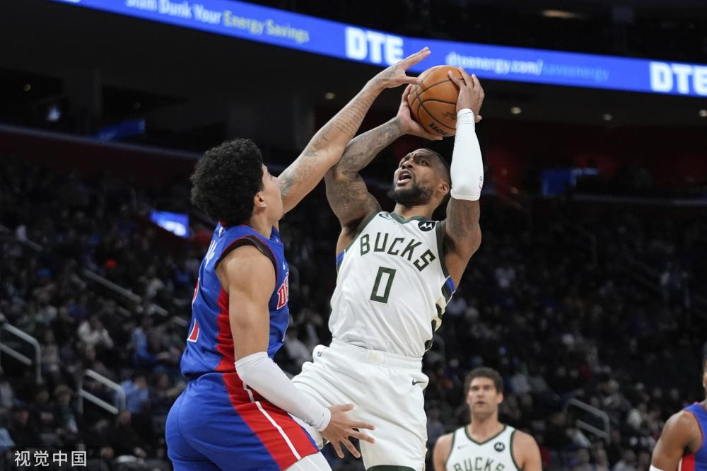 他又在右路 他又在右路